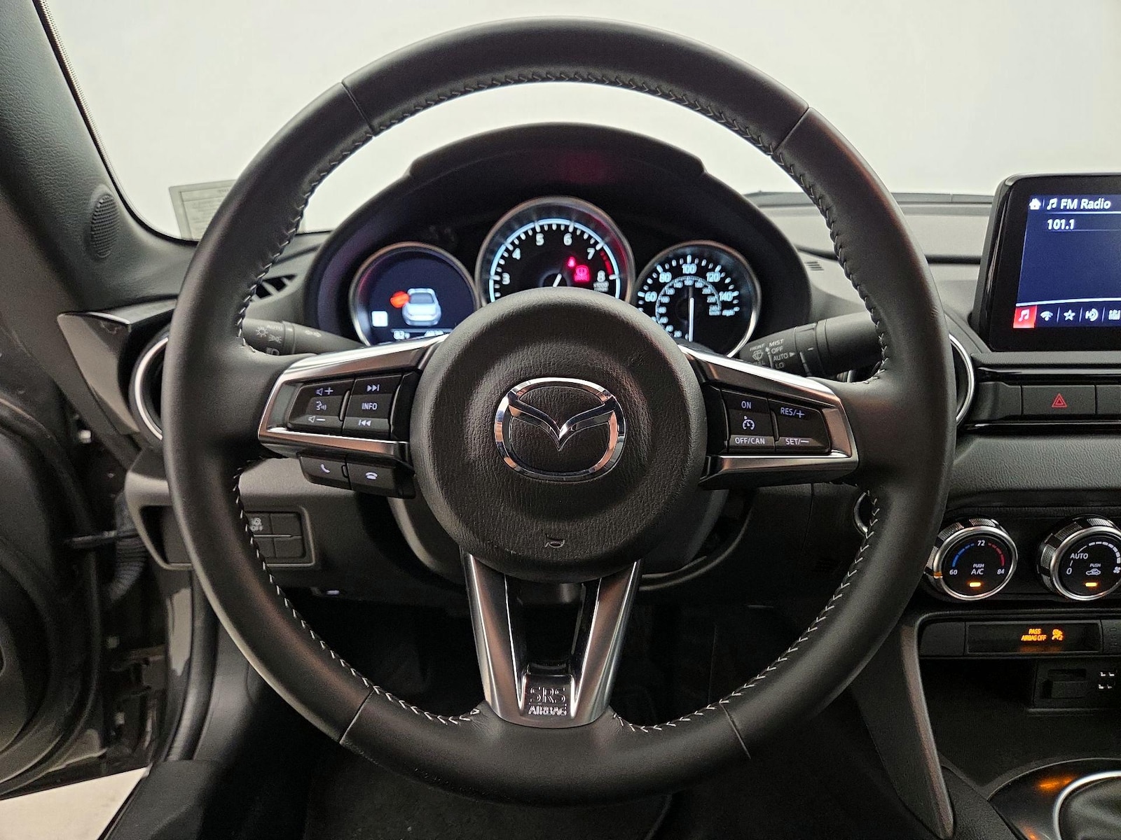 mazda mx-5 miata 2023 JM1NDAD77P0550829 image mazda mx-5 miata 2023 JM1NDAD77P0550829 image